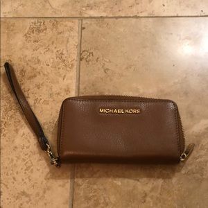 Michael Kors wristlet wallet